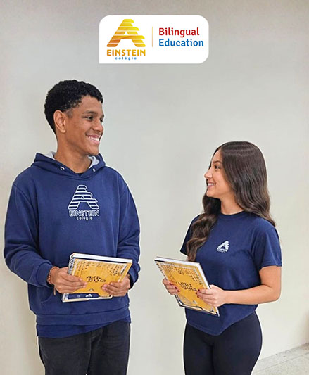 Alunos do Ensino Médio no programa bilíngue